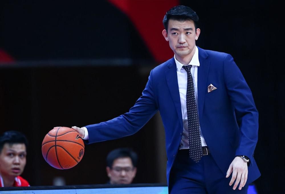 为感恩躬耕教坛的辛劳园丁，演员郑业成发起“请你看戏”公益送票活动，邀请当地老师和粉丝来到周信芳戏剧空间，观戏剧，念师恩，颂师情。
