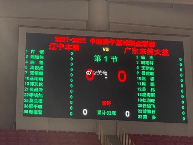 詹妮弗·洛佩兹一身红裙妖娆现身，深V设计双胸毕露；夏奇拉身穿透视装在台上劲歌热舞展美腿；洛德黑袍上阵展鬼魅 “海扁王”携手裘德·洛 将出演“卡列尼娜” 2011-03-18 近日，据外国媒体报道，《海扁王》男星阿伦·约翰逊和裘德·洛有望加盟新版《安娜·卡列尼娜》，影片将由《赎罪》的导演乔·莱特执导，凯拉·奈特莉有望出演女主角。